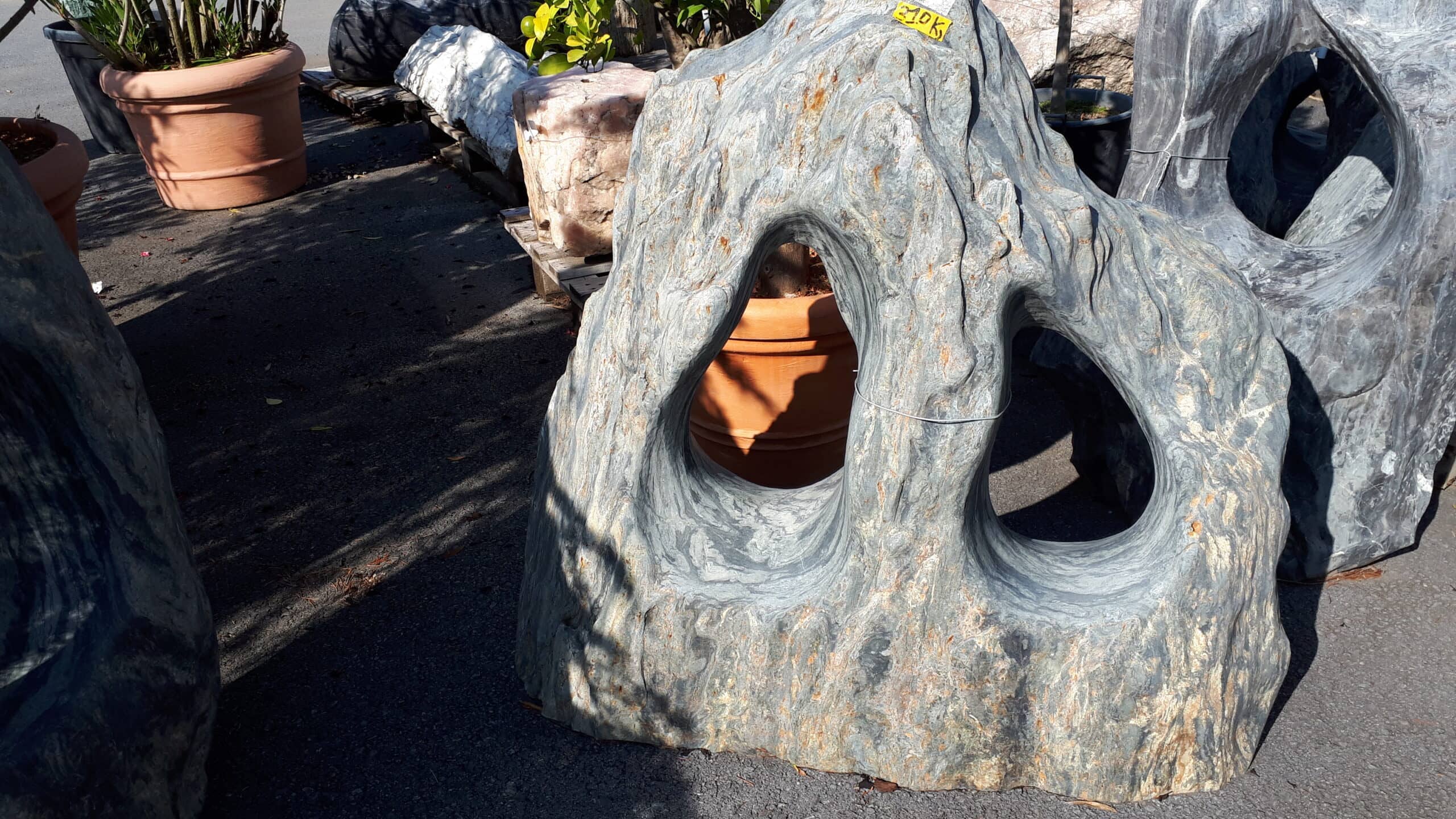Naturstein Greenstone 2Loch Art.13263 Gartencenter & Gartengestaltung