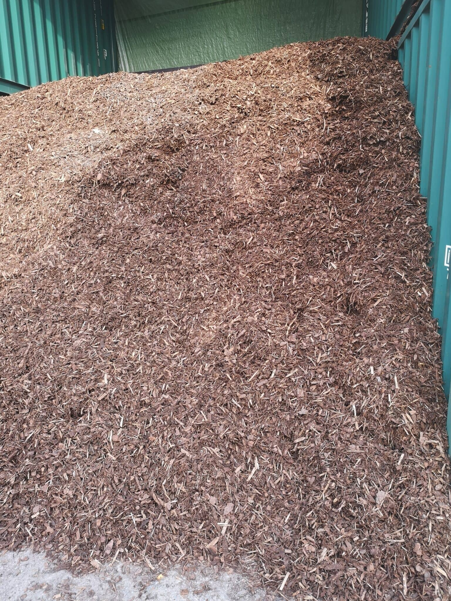 Rindenmulch lose • Jetzt online in der Gartenwelt Oppl kaufen