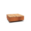 Viereckiger Hocker mit Cortenstahl Rahmen